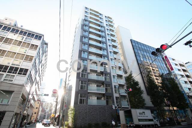 建物外観　タイル貼りの重厚感のある外観