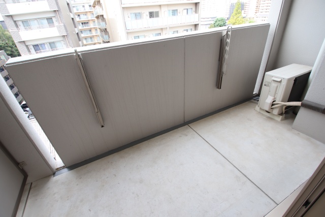バルコニー　※別室の参考写真の為、現況優先です。