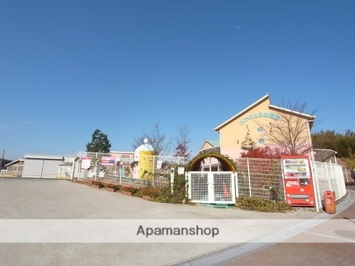 小学校　木津川市立州見台小学校（小学校）まで514m