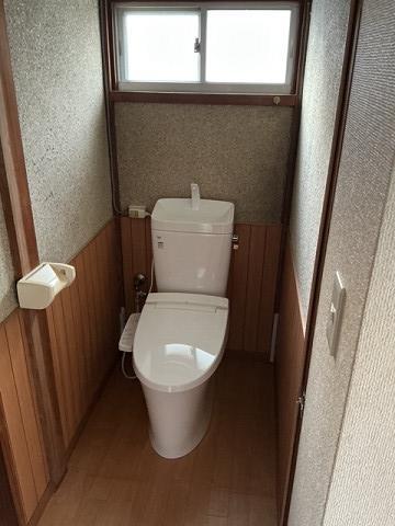 トイレ　トイレ