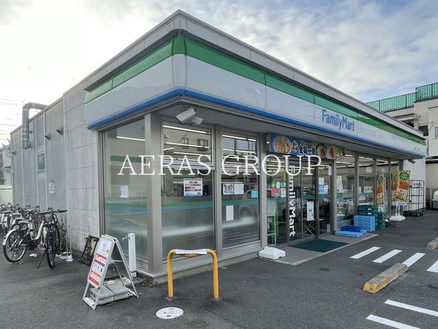 コンビニ　ファミリーマート 調布入間町店（コンビニ）まで328m