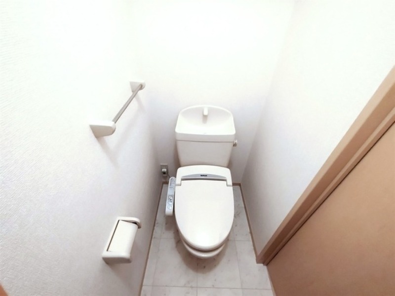 トイレ　図面と現状に相違がある場合には現状を優先