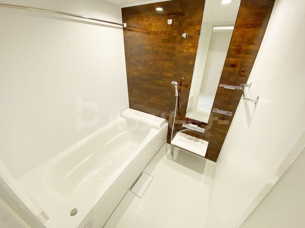 バス・シャワールーム　バス