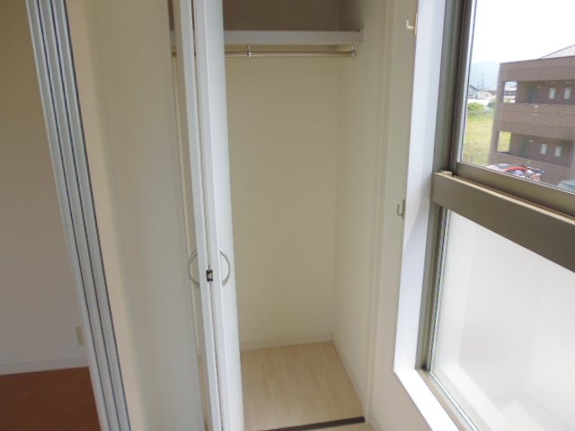 収納　クローゼット