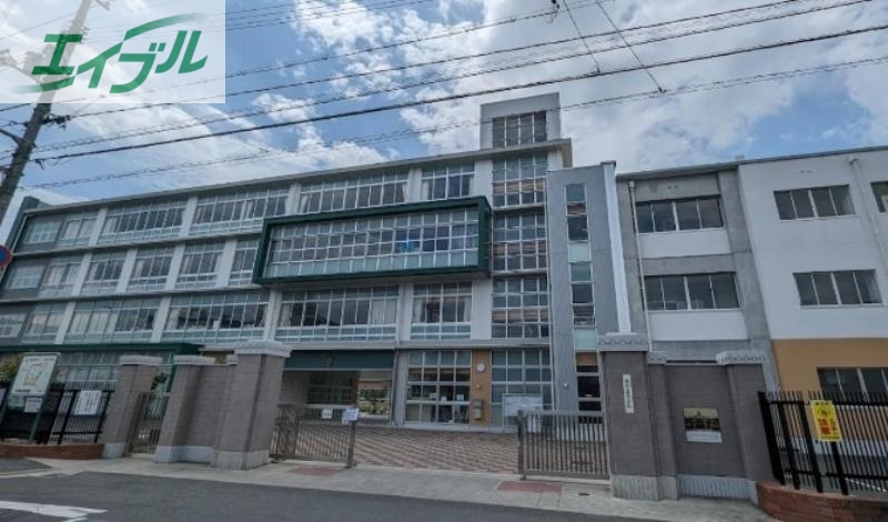 小学校　岡山市立鹿田小学校（小学校）まで624m