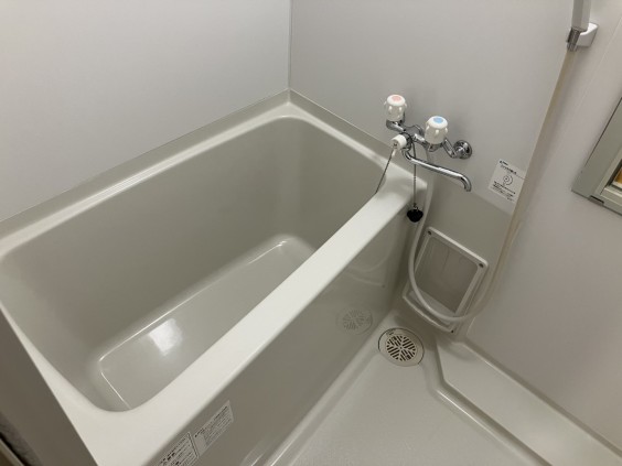 バス・シャワールーム　他室参考写真　生活しやすいバストイレ別