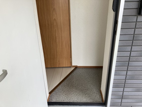 玄関　他室参考写真