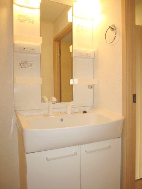 洗面設備　同仕様