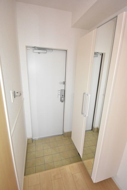 玄関　★お問い合わせはタウンハウジングまで★