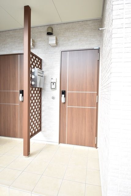 エントランス　★お問い合わせはタウンハウジングまで★