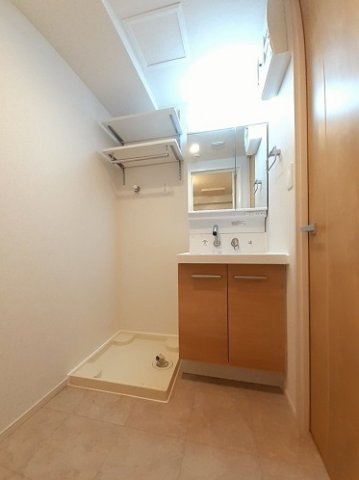 洗面設備　広い洗面スペース