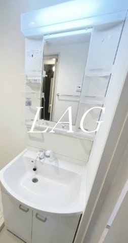 洗面設備　洗面台です。