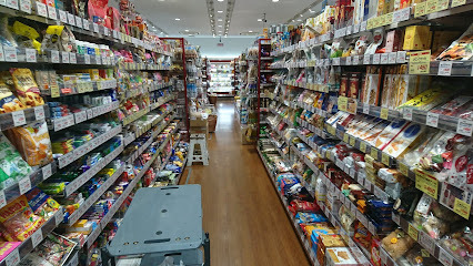 スーパー　成城石井神保町店（スーパー）まで476m