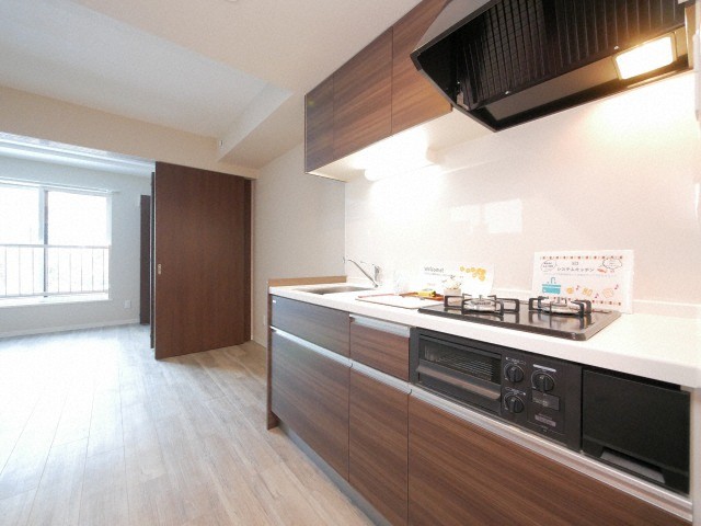 キッチン　人気の独立システムキッチンタイプです！