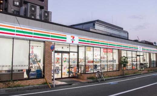 コンビニ　セブンイレブン 江東佐賀2丁目店（コンビニ）まで215m