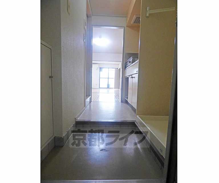 玄関　玄関です。