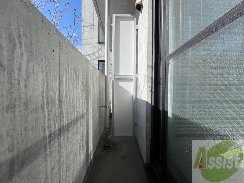 バルコニー　バルコニーが付いていますので一息ついてみてはいかがですか。