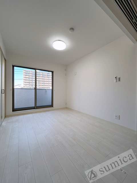 バルコニー　落ち着いたお部屋で最高の睡眠を＾＾