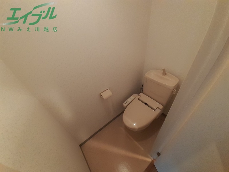 トイレ　同型参考写真