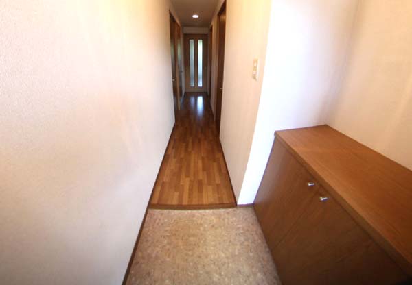 玄関　きれいな玄関です