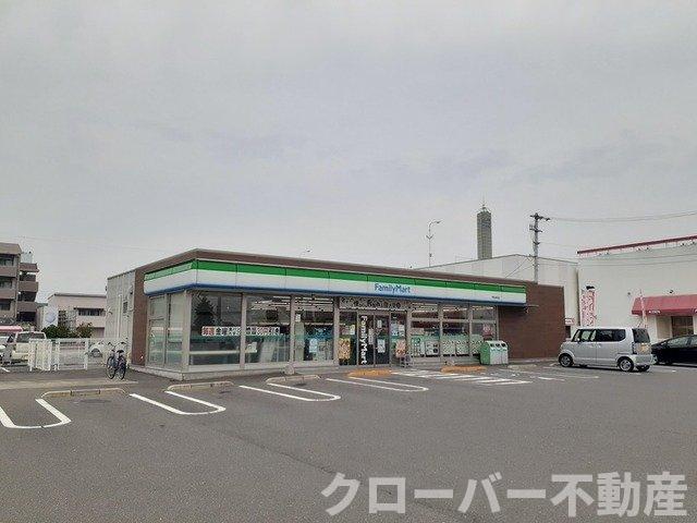 その他　ファミリーマート宇多津浜店まで270m
