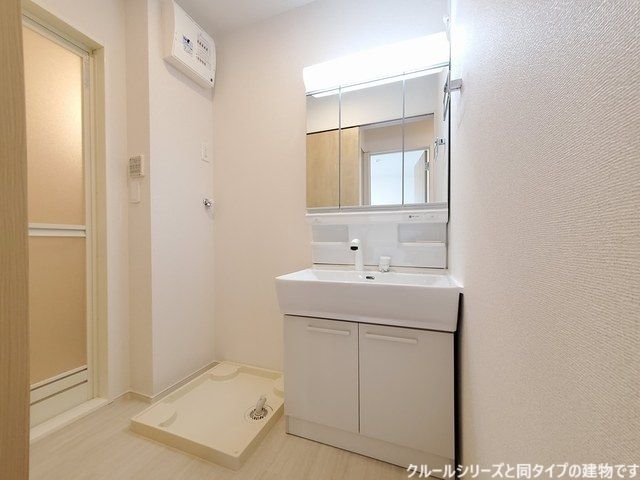 洗面設備　同メーカー施工例