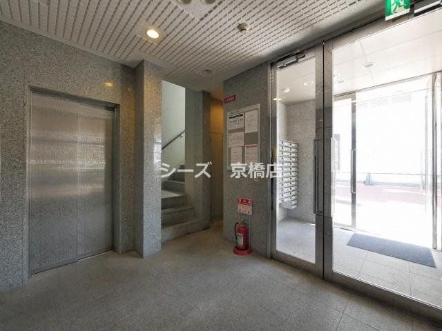 ロビー　エントランス