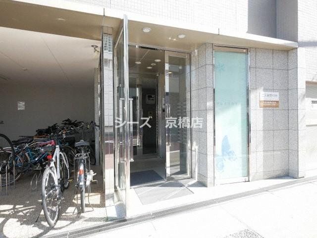 エントランス　エントランス