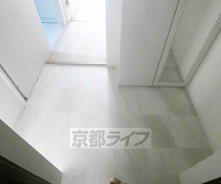 玄関　きれいな玄関ですね。