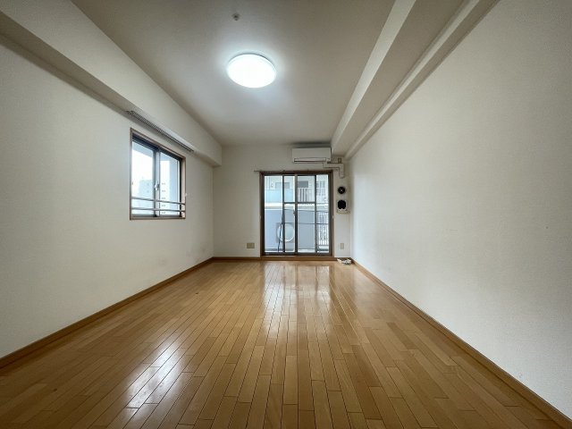 居室・リビング　居間です