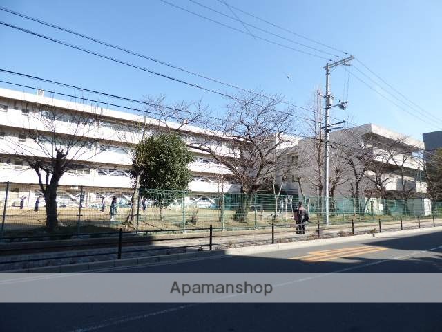 中学校　吹田市立豊津西中学校（中学校）まで231m