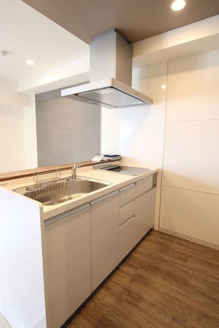 キッチン　ＩＨ備え付け