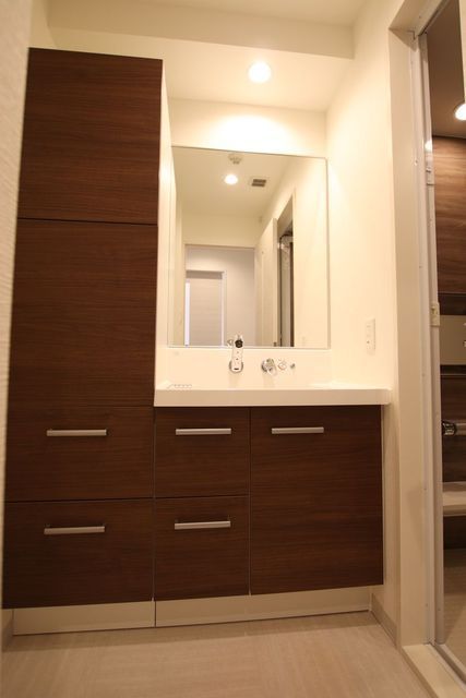 洗面設備　洗髪洗面化粧台