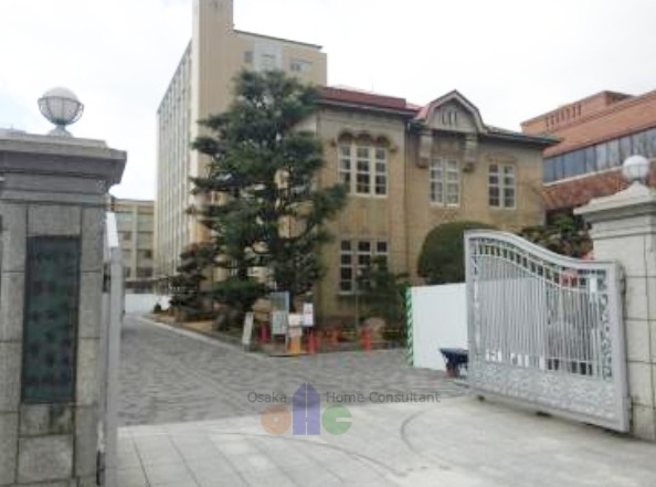 大学・短大　学校法人樟蔭学園（大学・短大）まで424m