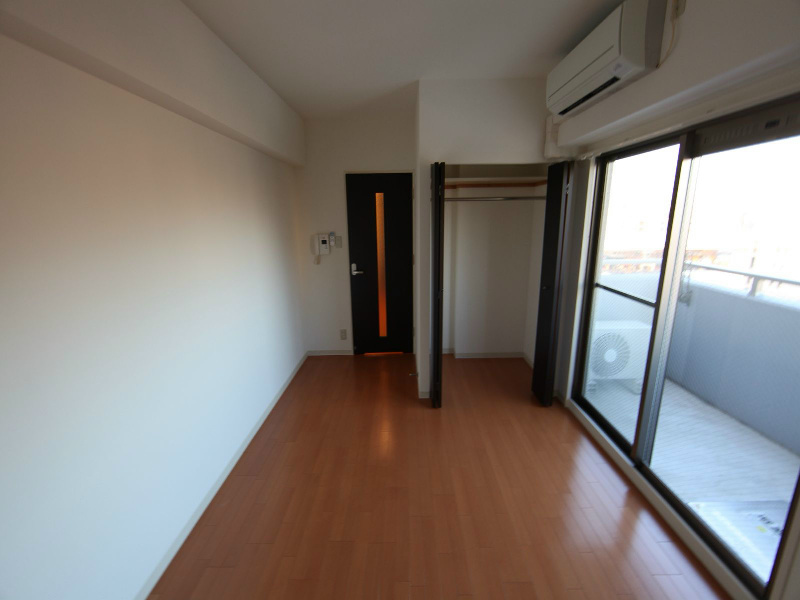 その他部屋・スペース　洋室7帖　エアコン完備　クローゼット付