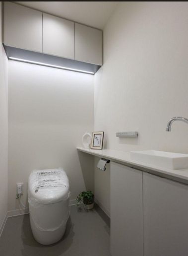 トイレ　※別部屋の参考写真です。