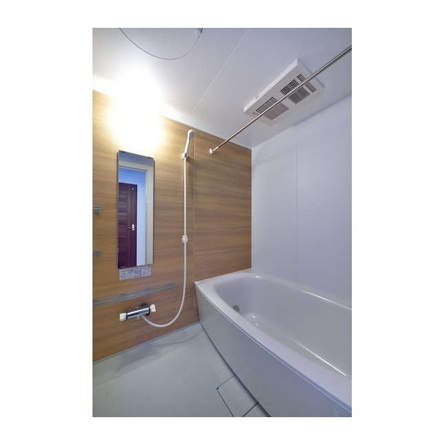 バス・シャワールーム　※別部屋写真、現況優先