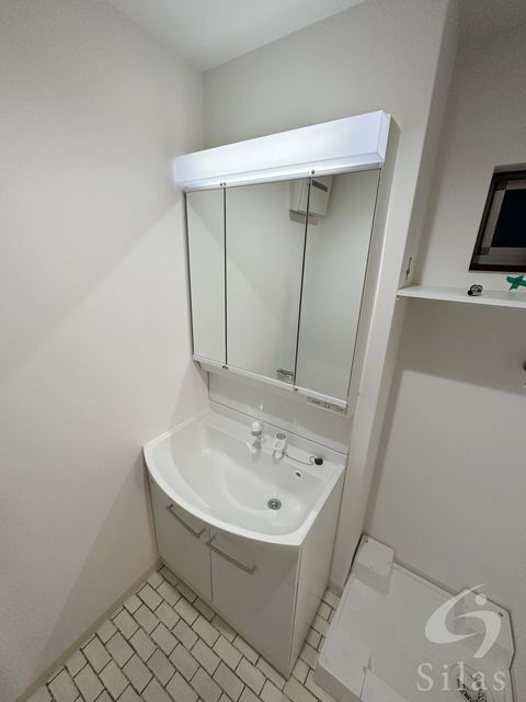 洗面設備　同仕様