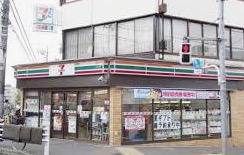 コンビニ　セブンイレブン目黒八雲5丁目店（コンビニ）まで190m