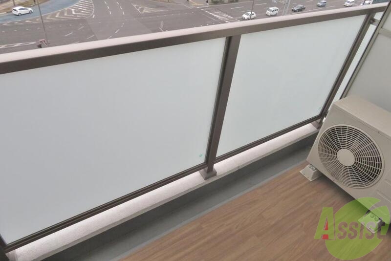 バルコニー　バルコニーがあるので洗濯物の外干しもＯＫです。