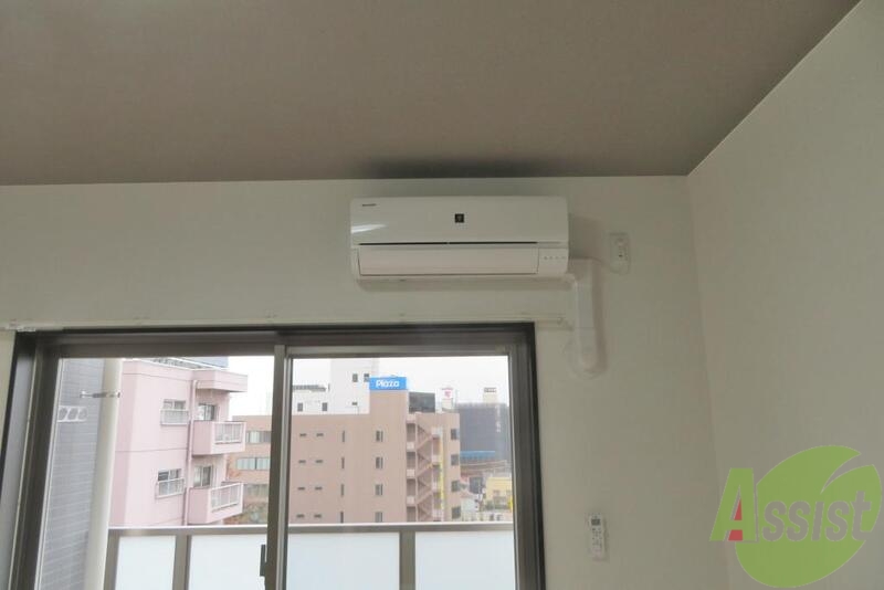 その他設備　暑い夏に欠かせないエアコンもちゃんと付いてますよ。