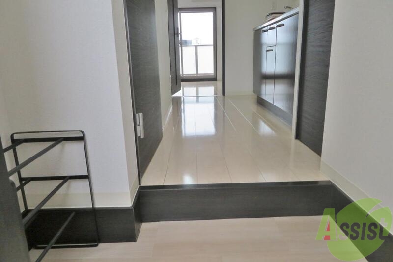 玄関　玄関からの写真です。築浅なのでキレイです。