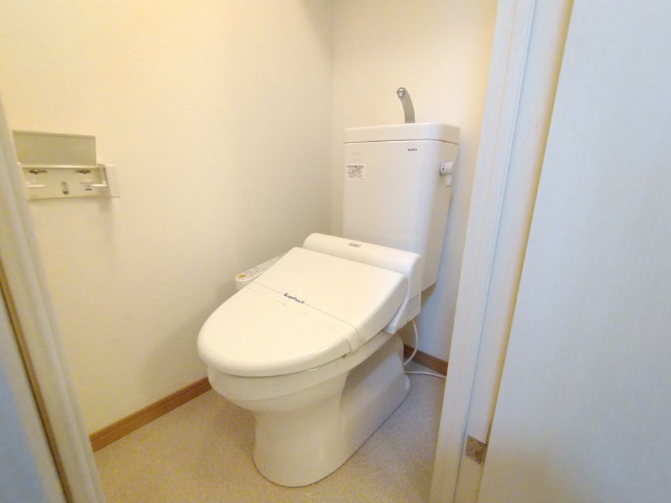 その他　温水洗浄便座設置