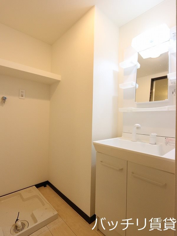 洗面設備　同型イメージの為、現状を優先致します