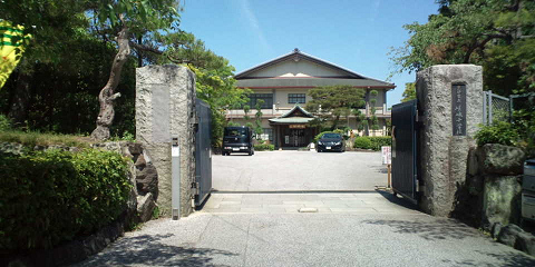 小学校　京都市立嵯峨小学校（小学校）まで1020m