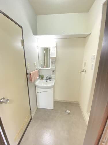 洗面設備　洗面所