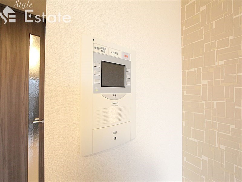 セキュリティ　モニター付きインターホン