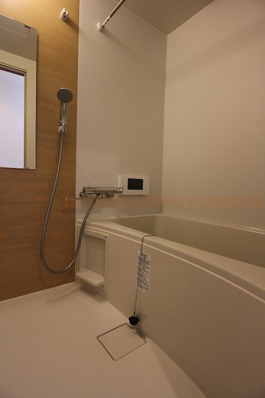 バス・シャワールーム　・同型参考写真