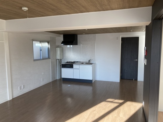 居室・リビング　※別部屋の写真です