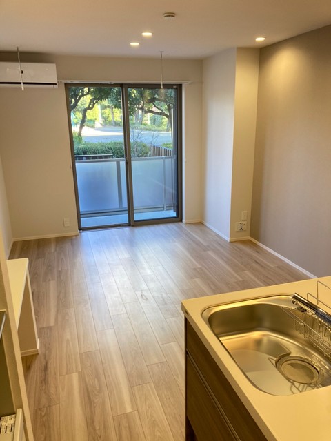 居室・リビング　★明るいフローリングの角部屋です★